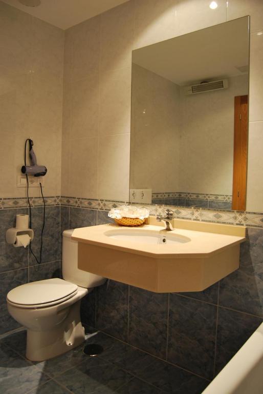 פורטונובו Hotel Plaza מראה חיצוני תמונה